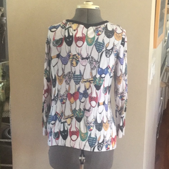 Super cute large cardigan light weight - Picture 4 of 6